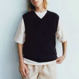 Zara knit vest size 9-10